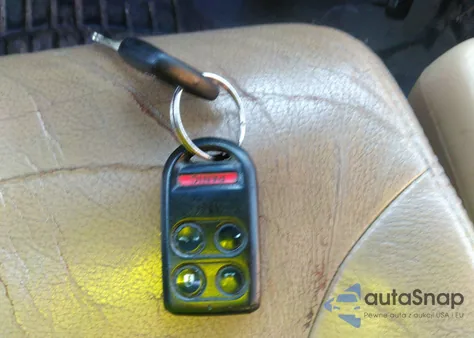 2008 Honda Odyssey Ex-L из США, поврежденный, VIN 5FNRL38728B105914